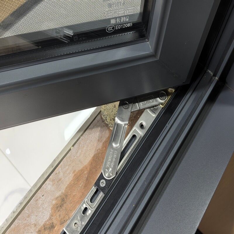 Επιστοποιημένο από την NFRC σύγχρονο σχεδιασμό, παράθυρο από αλουμίνιο με κάλυψη σε σκόνη και πολλαπλά στρώματα σφράγισης